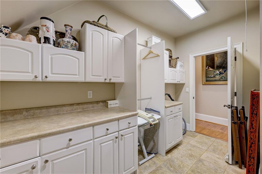 1325 Mineral Springs Road