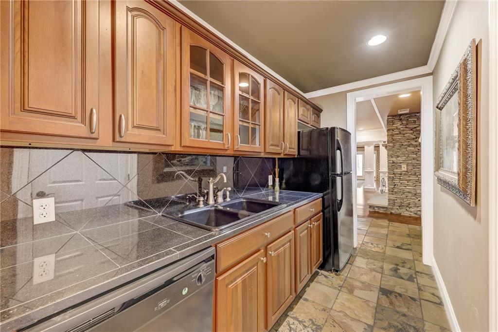 1325 Mineral Springs Road