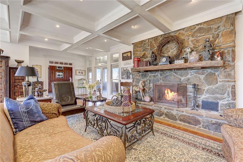 1325 Mineral Springs Road