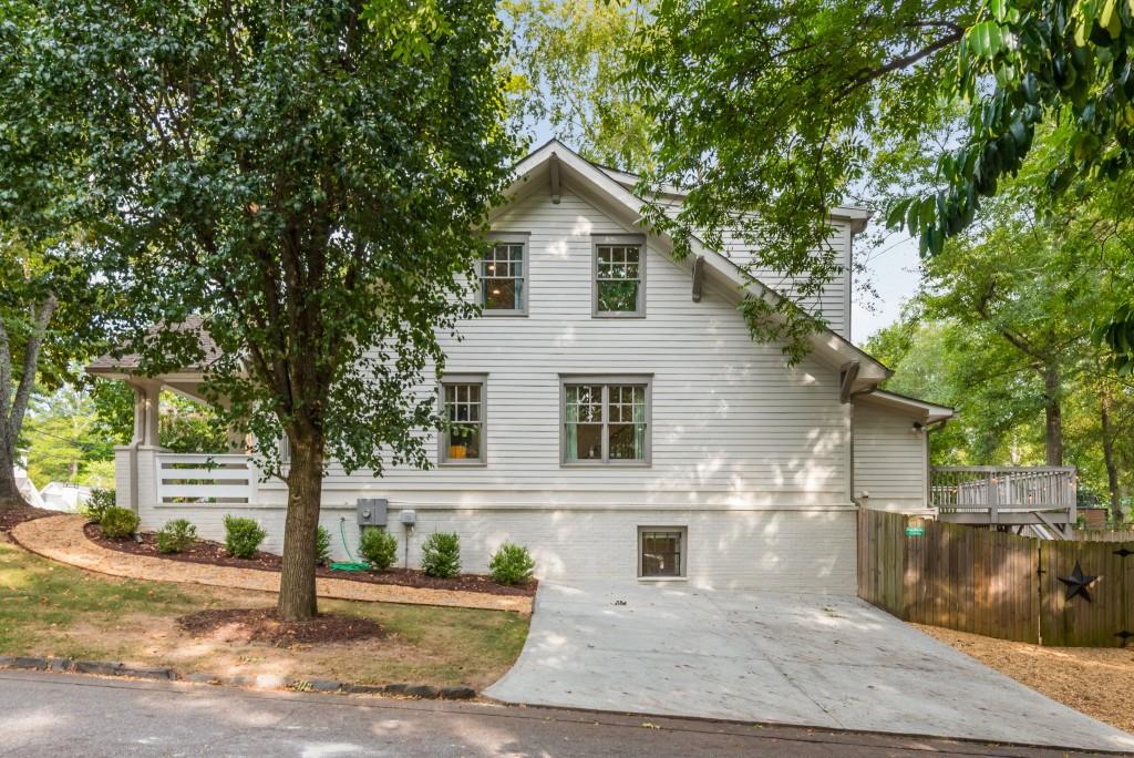 181 Springdale Drive NE
