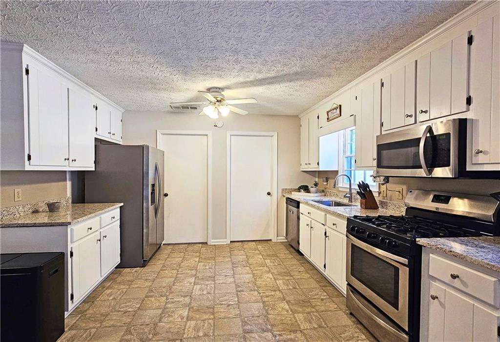 6273 New Mill Trail