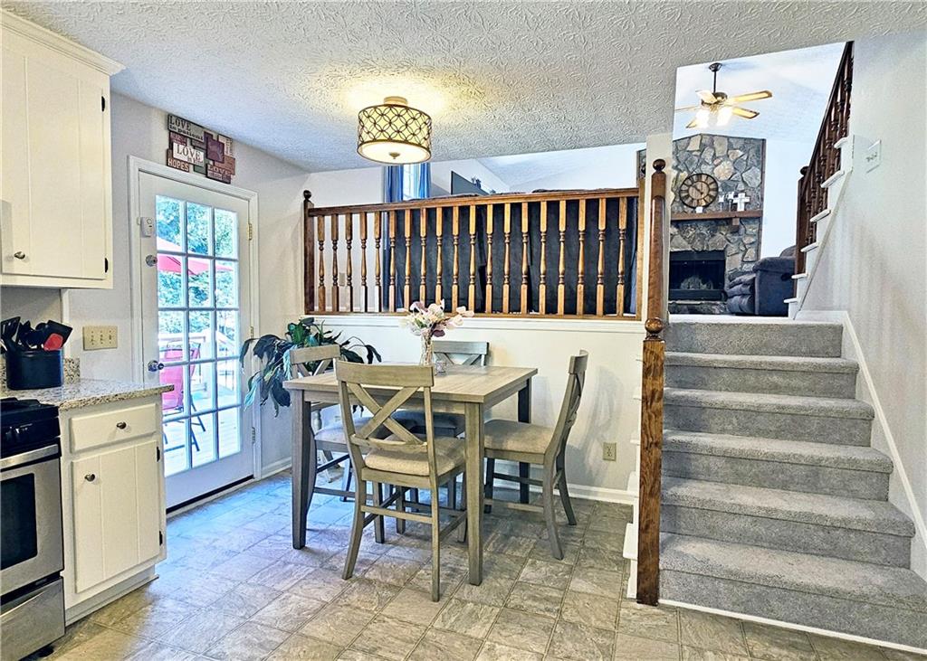 6273 New Mill Trail