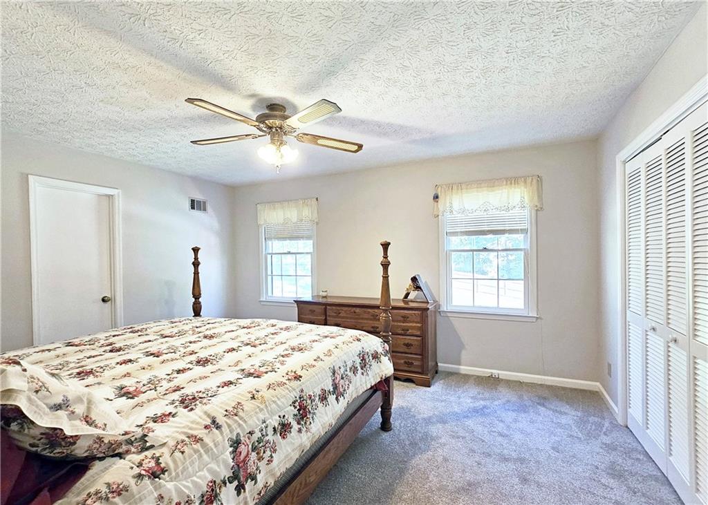 6273 New Mill Trail