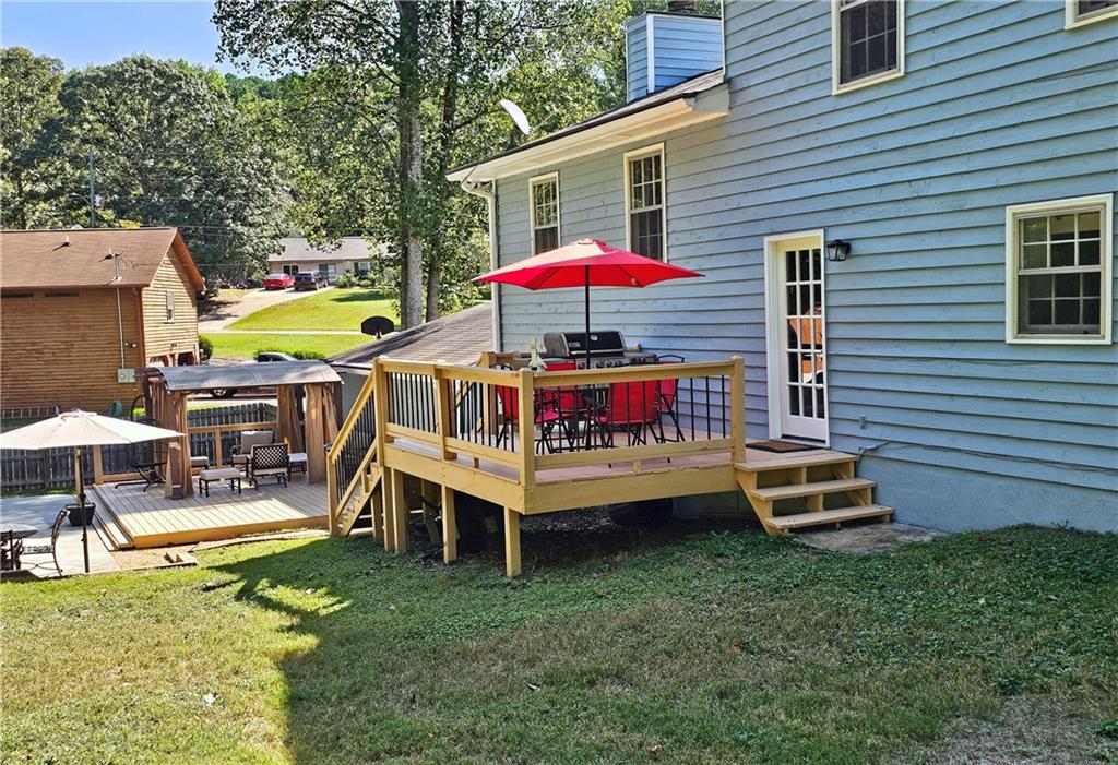 6273 New Mill Trail