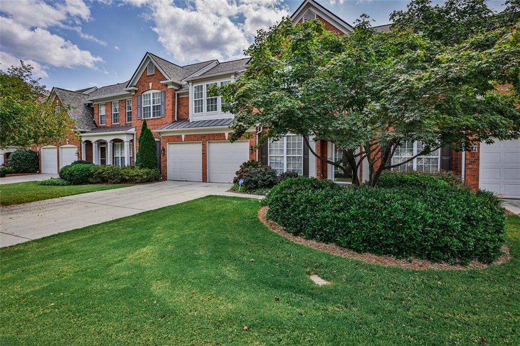 122 Westchester Drive SE