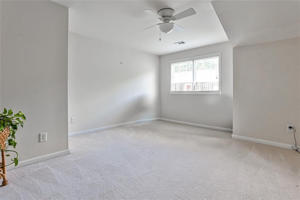 122 Westchester Drive SE