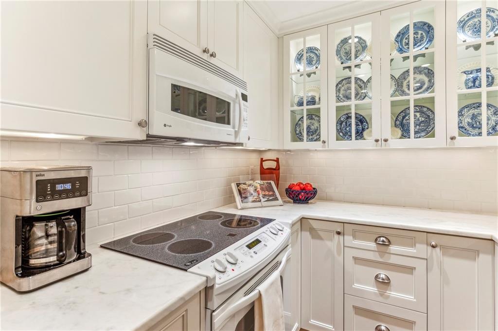 70 Old Ivy Road NE Unit 10
