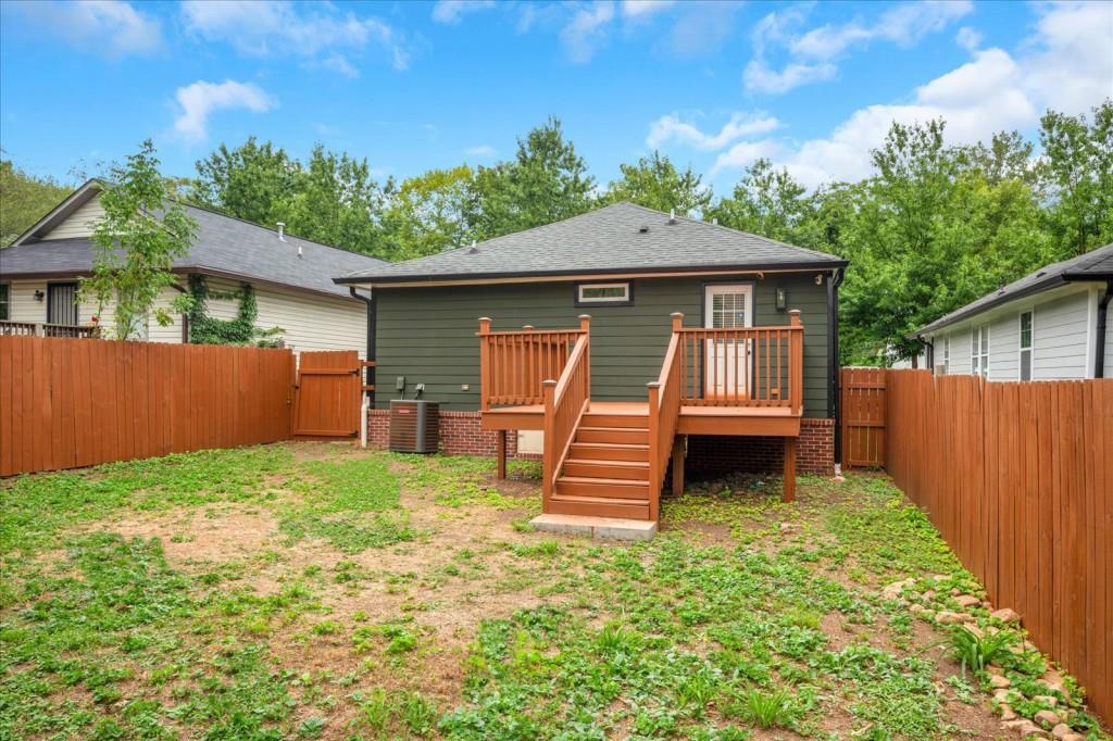 1046 Ashby Grove