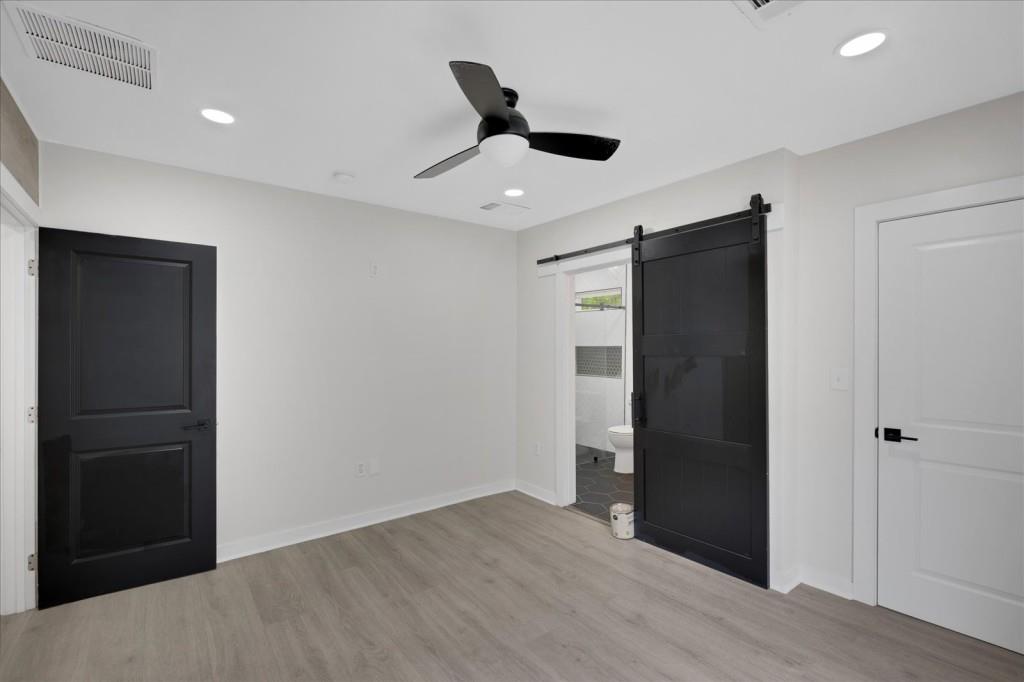 1046 Ashby Grove