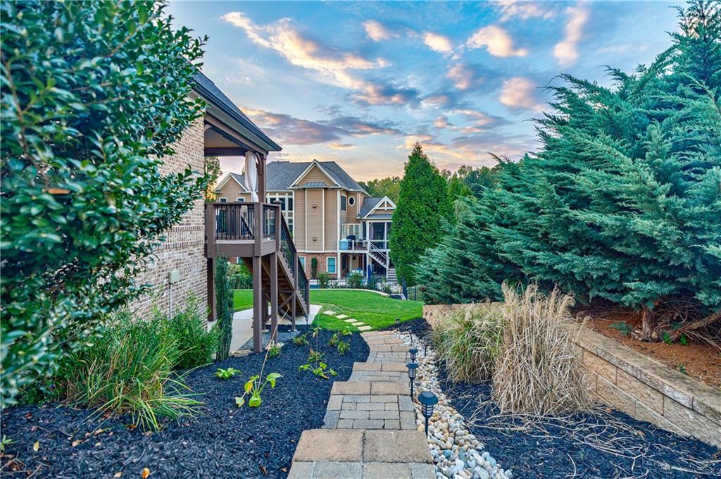 4010 Toulon Lane