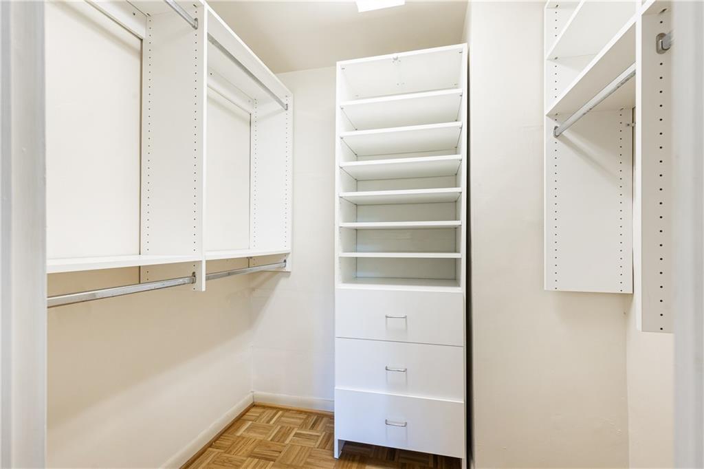 2637 Peachtree Road NE Unit 410