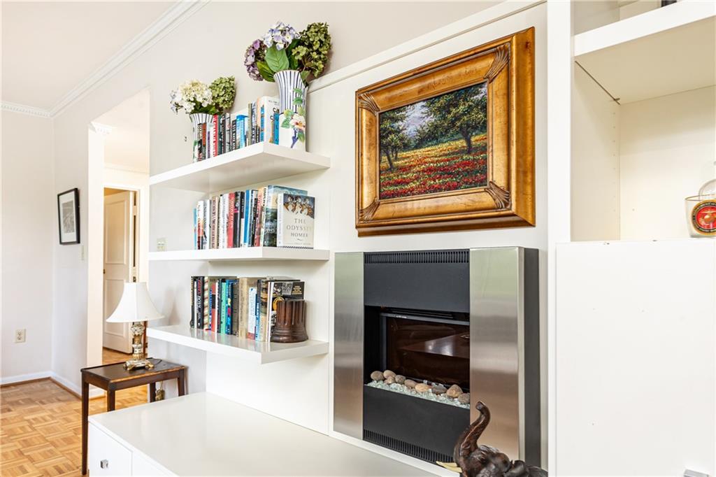 2637 Peachtree Road NE Unit 410