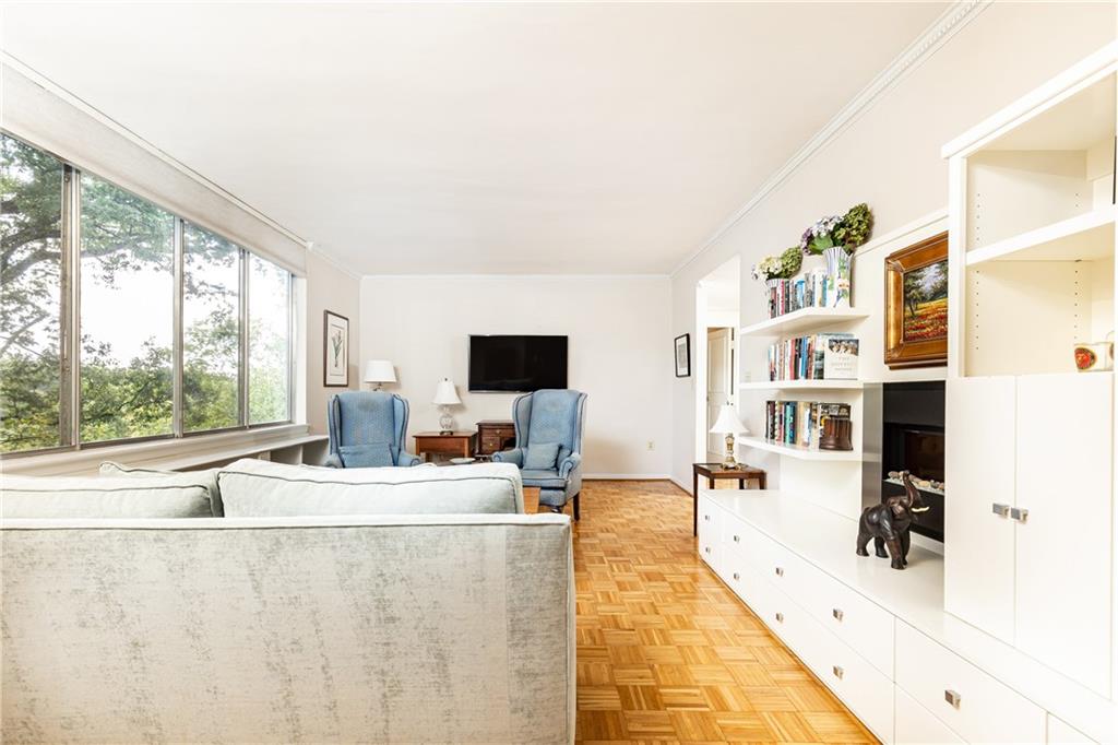 2637 Peachtree Road NE Unit 410