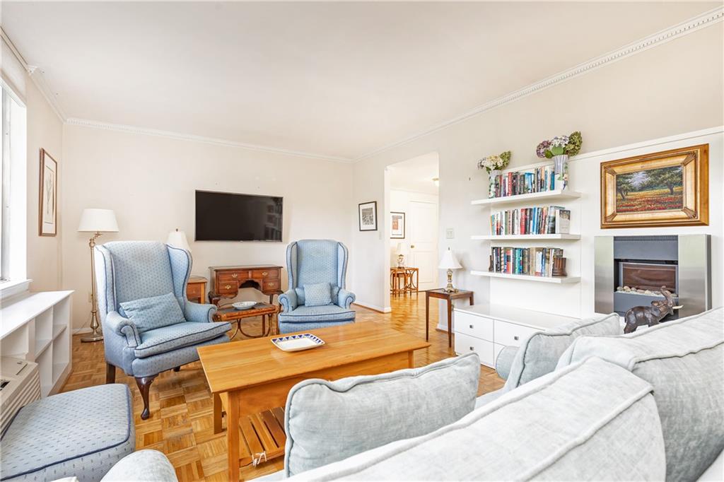 2637 Peachtree Road NE Unit 410