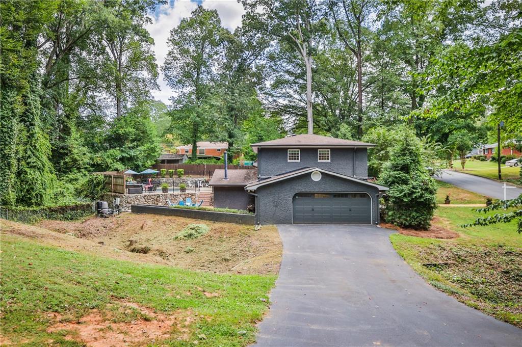 891 Brentwood Drive SE