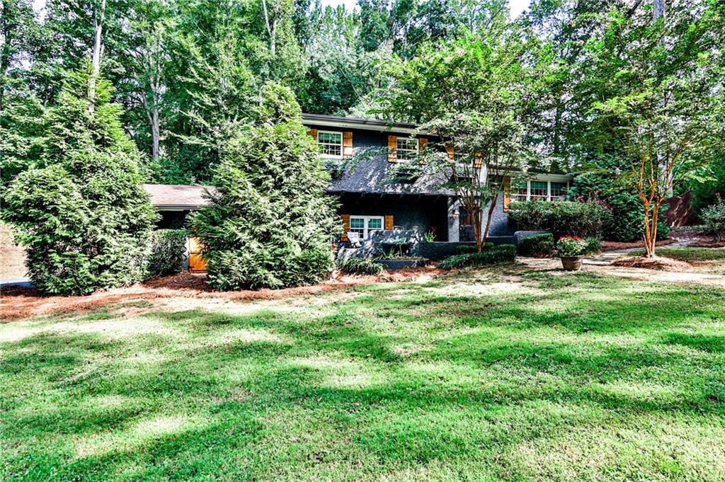 891 Brentwood Drive SE