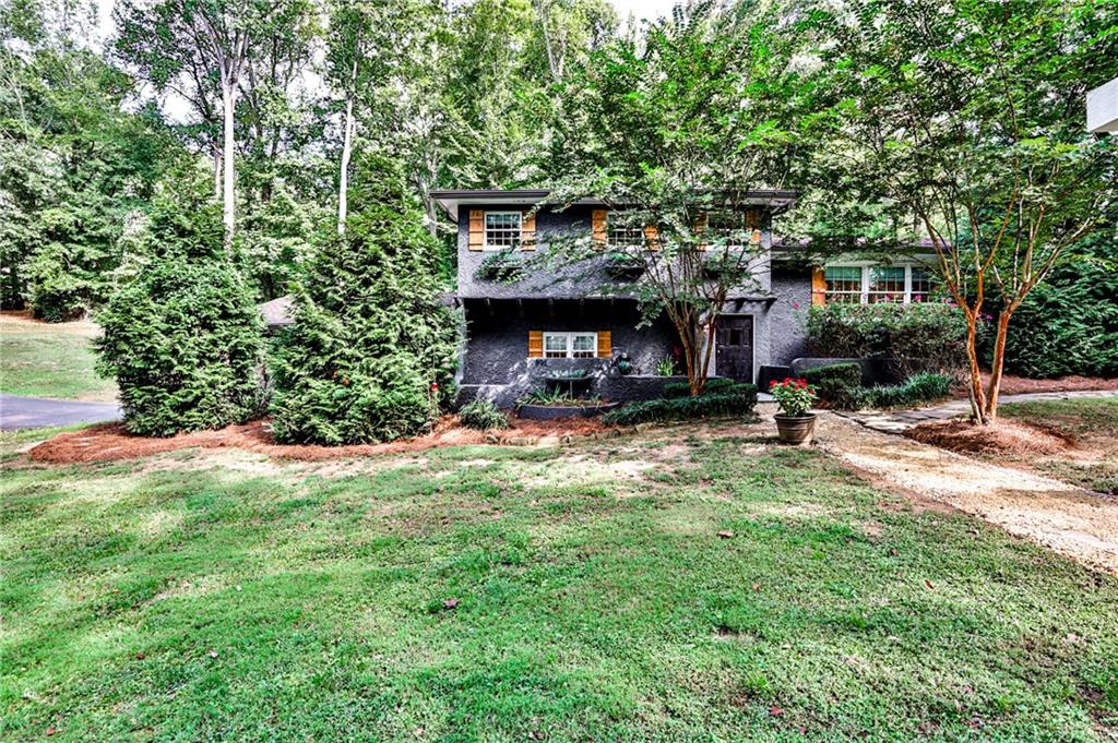 891 Brentwood Drive SE