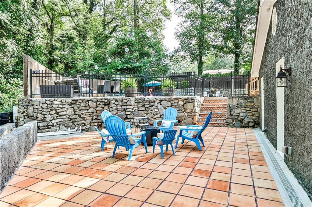 891 Brentwood Drive SE