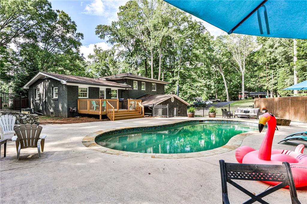 891 Brentwood Drive SE