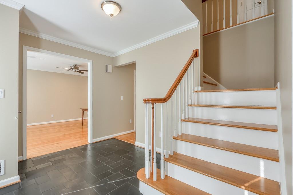 2404 Riverglenn Circle