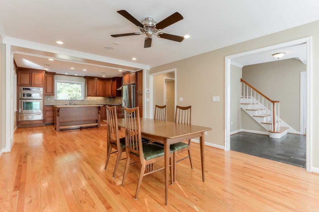 2404 Riverglenn Circle