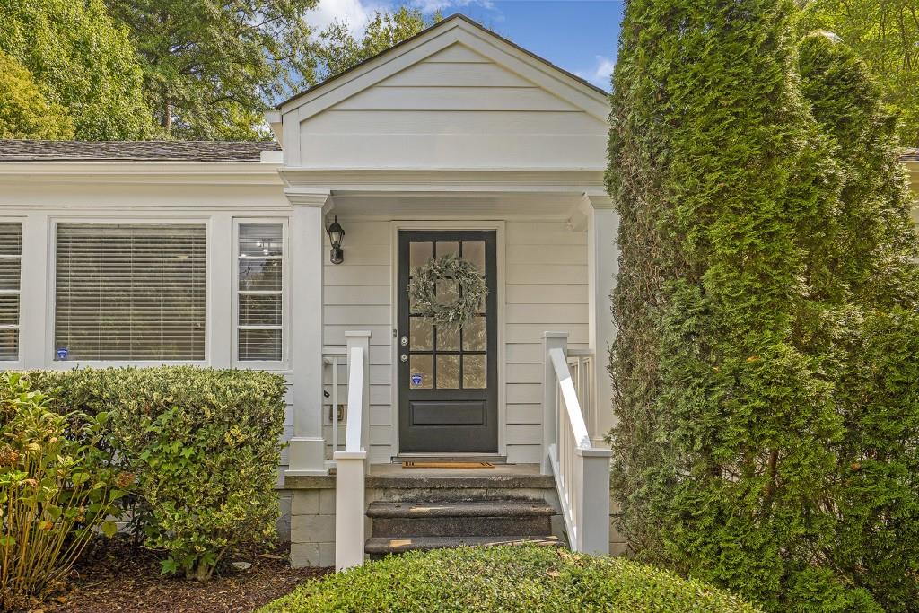 2949 Surrey Lane