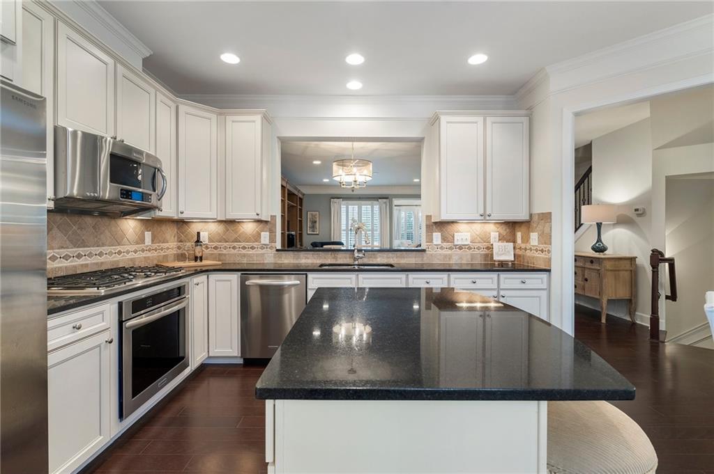 3299 Ferncliff Court