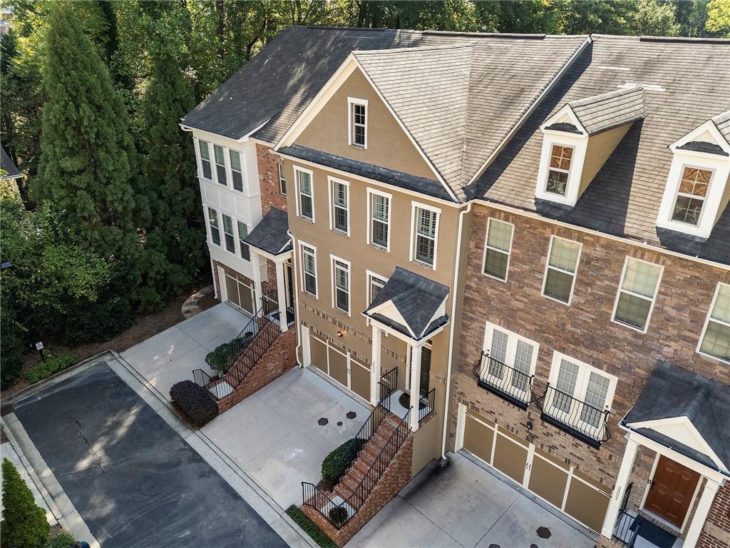 3299 Ferncliff Court