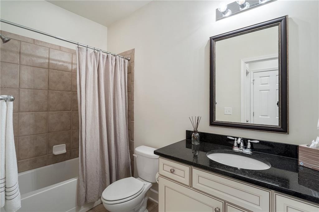 3299 Ferncliff Court