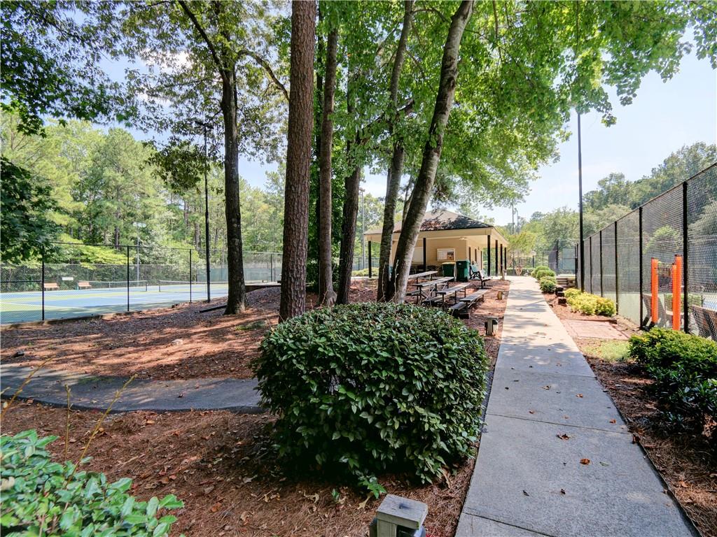 2565 Old Orchard Trail