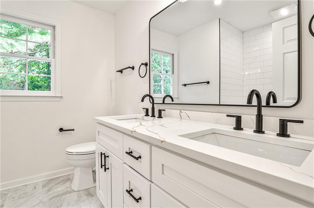 2565 Old Orchard Trail