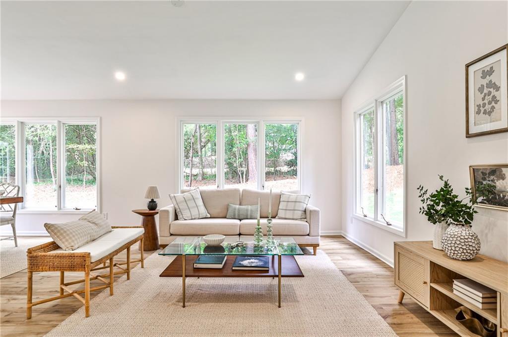 2565 Old Orchard Trail
