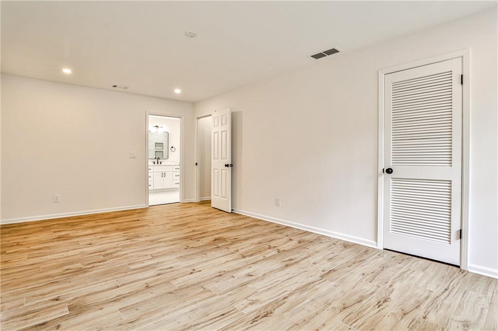 2565 Old Orchard Trail