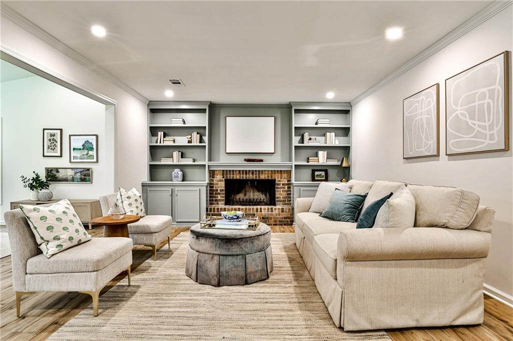 2565 Old Orchard Trail
