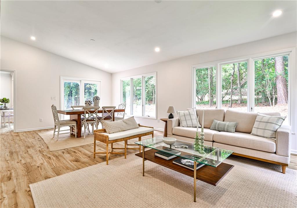 2565 Old Orchard Trail