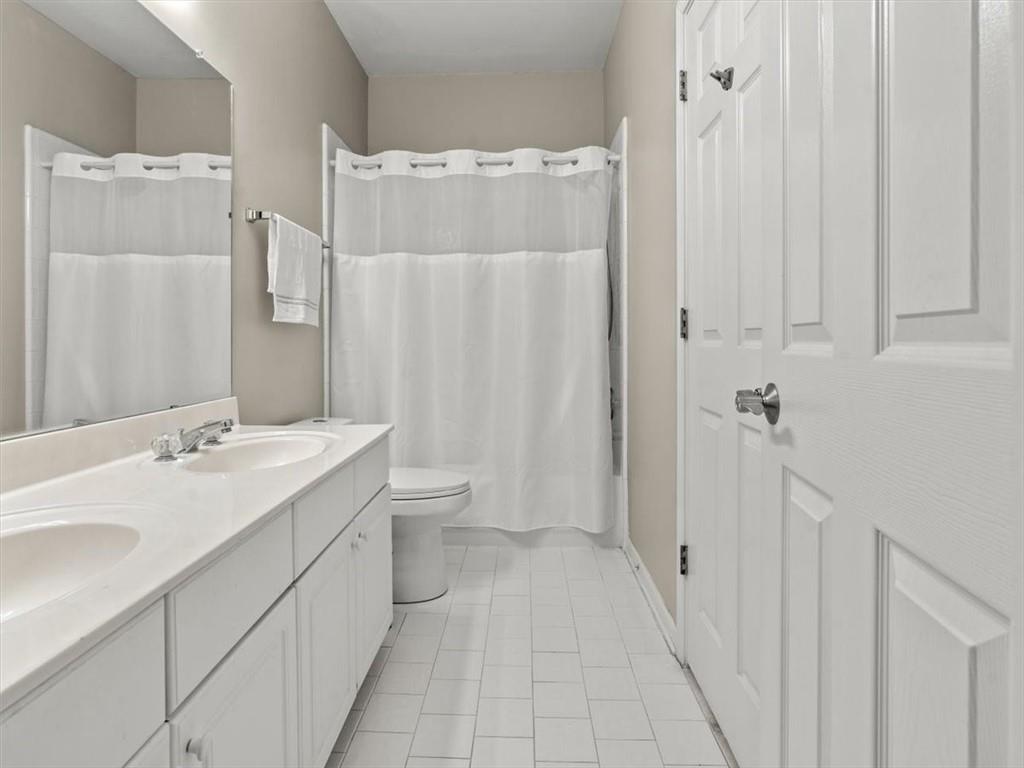 230 Windsor Gate Cove