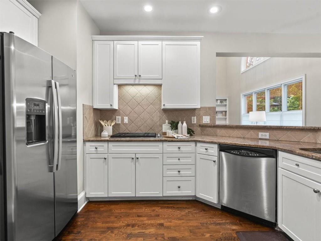 230 Windsor Gate Cove