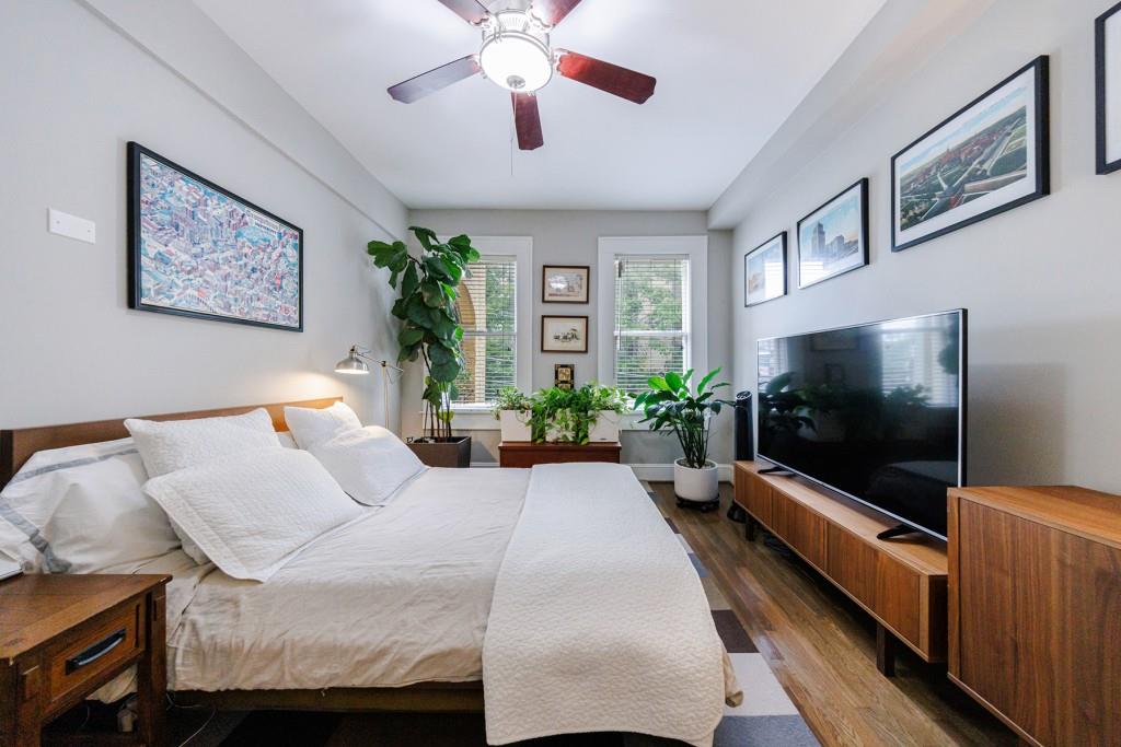 2855 Peachtree Road Unit 208