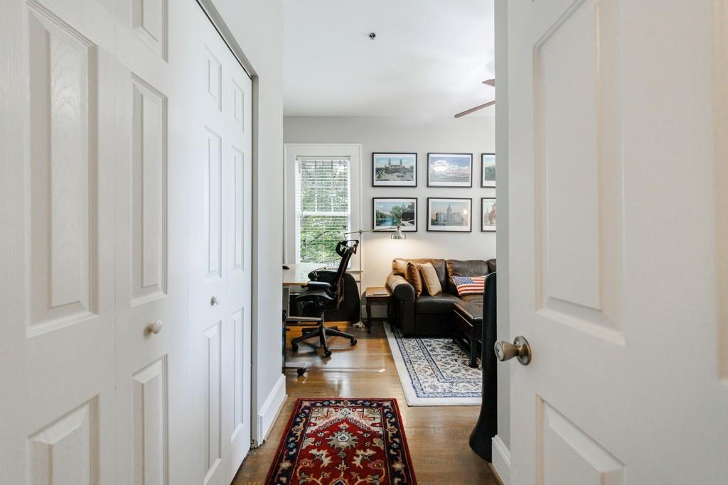 2855 Peachtree Road Unit 208