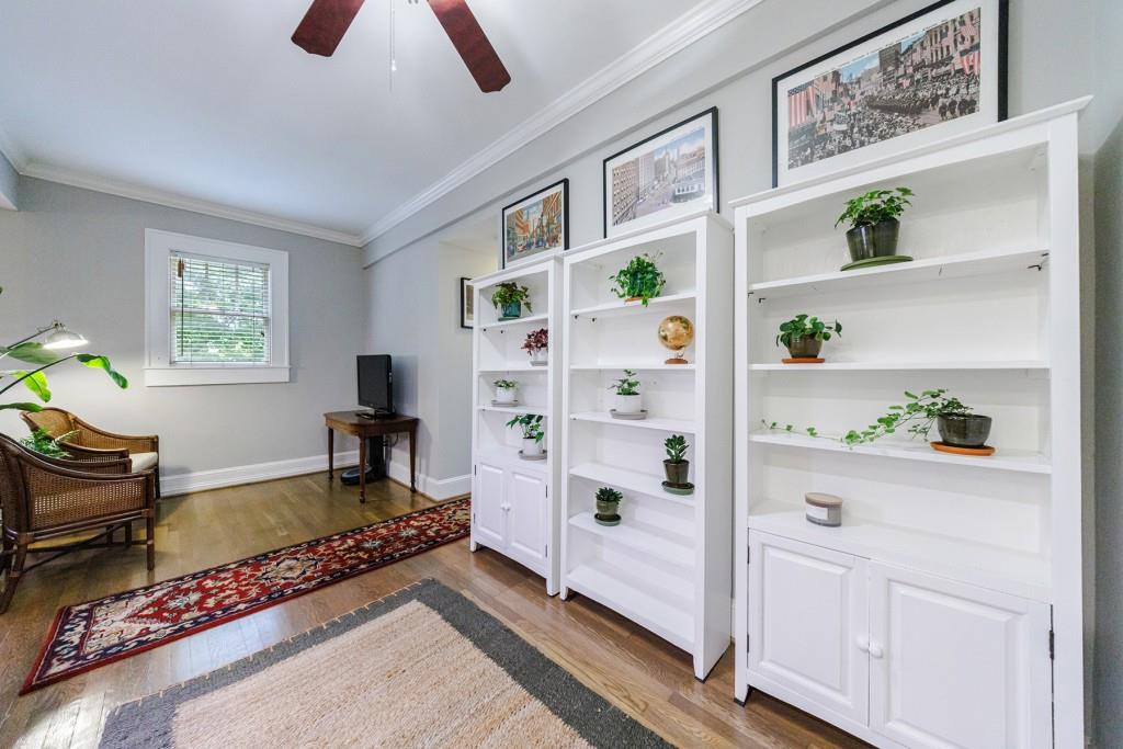2855 Peachtree Road Unit 208