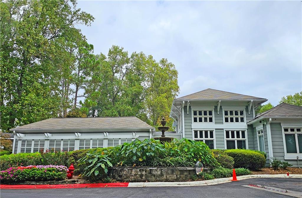 1008 Summit North Drive NE Unit 1008