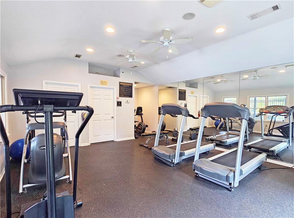 1008 Summit North Drive NE Unit 1008