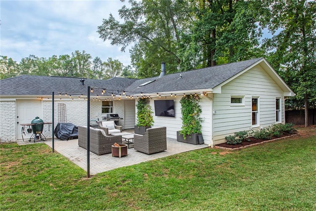 450 Windsor Parkway