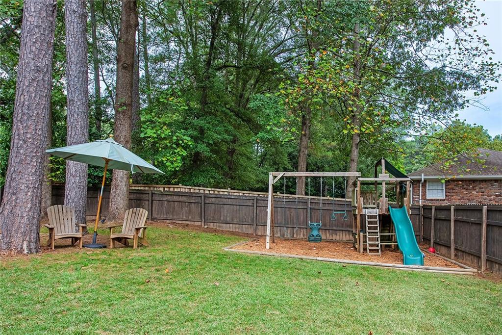 450 Windsor Parkway