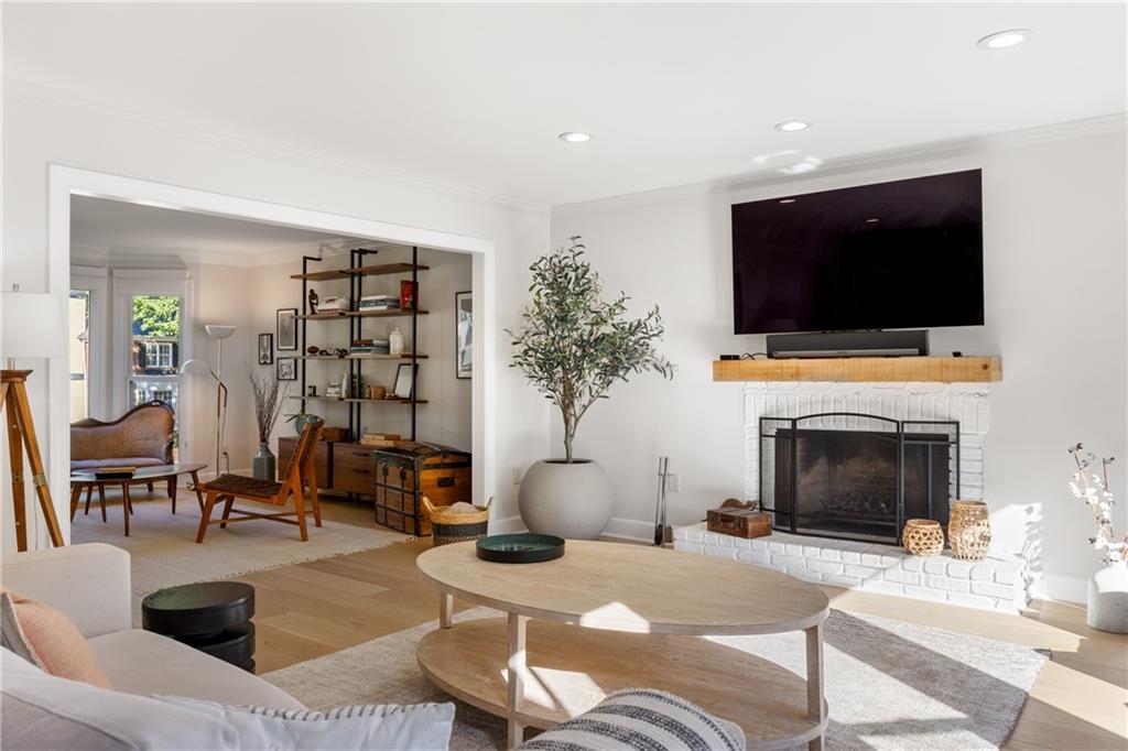 3203 Woolbridge Lane