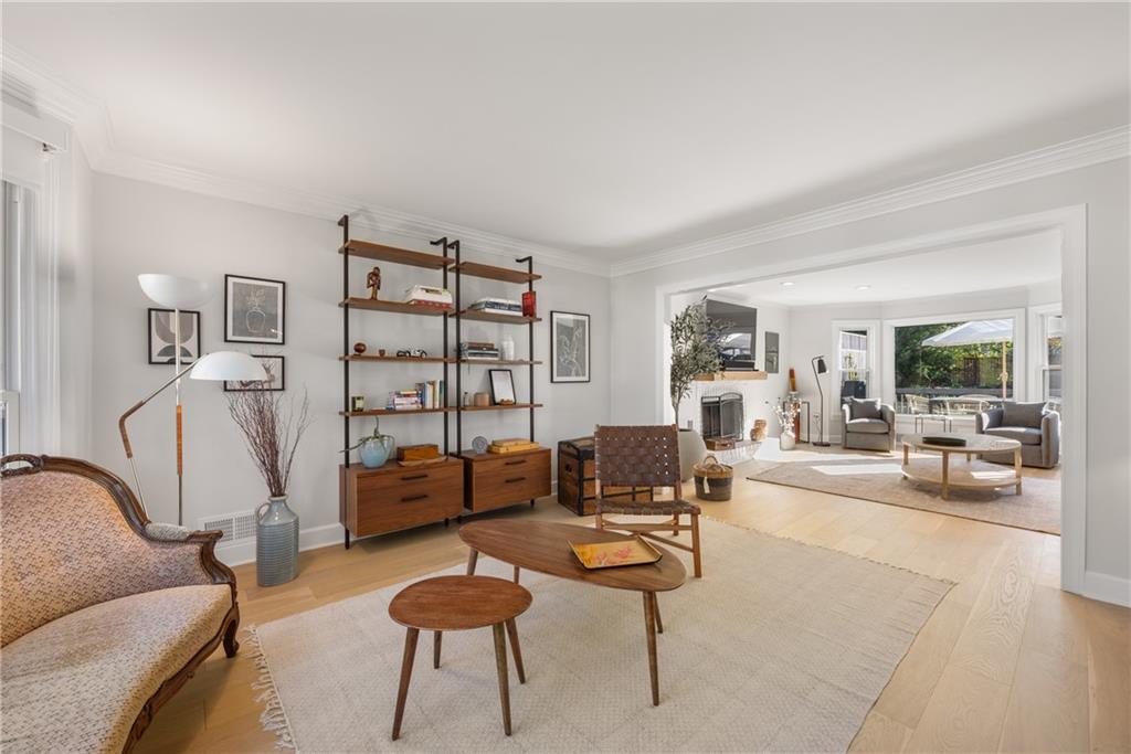 3203 Woolbridge Lane