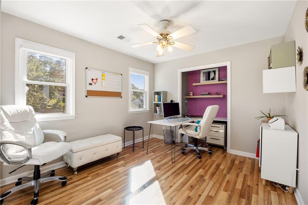 3203 Woolbridge Lane