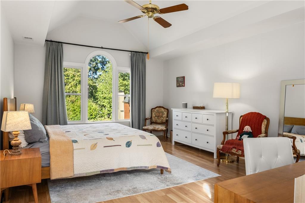 3203 Woolbridge Lane
