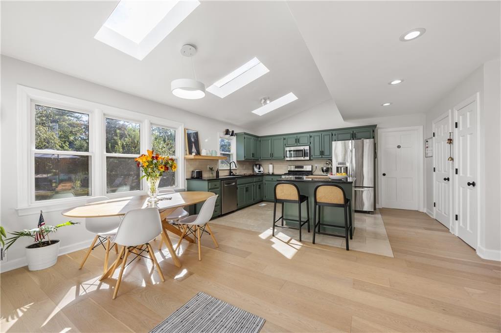 3203 Woolbridge Lane