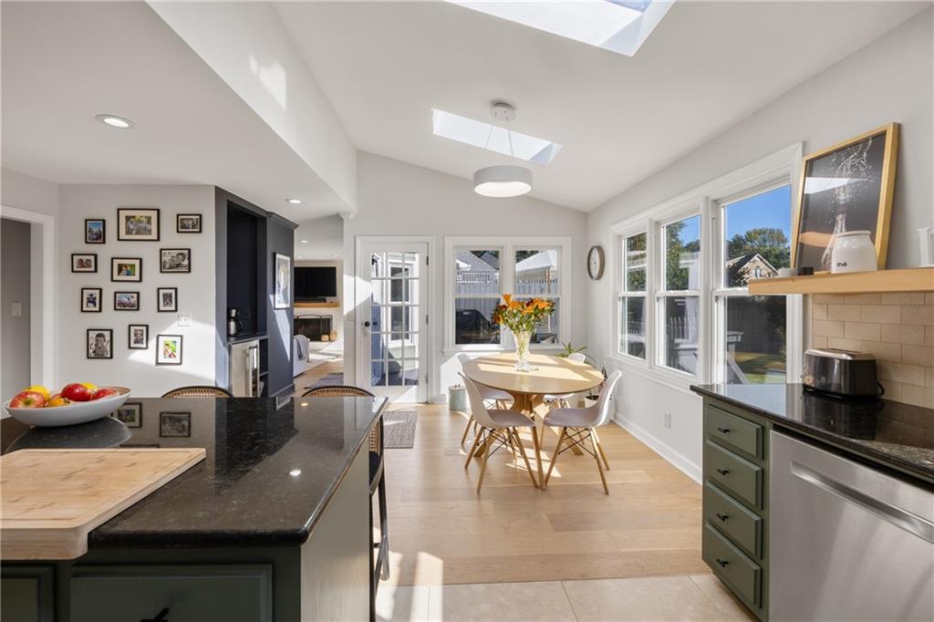 3203 Woolbridge Lane